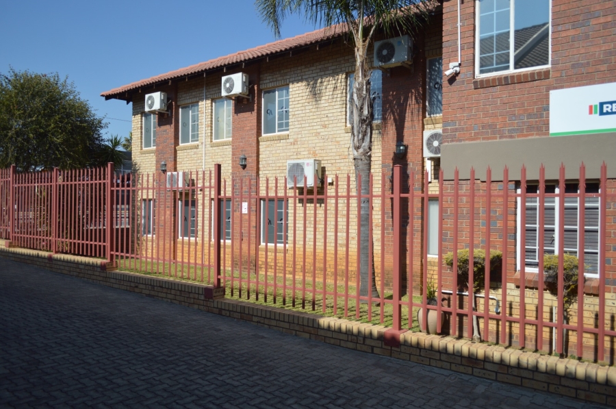 Commercial Property for Sale in Wilkoppies North West
